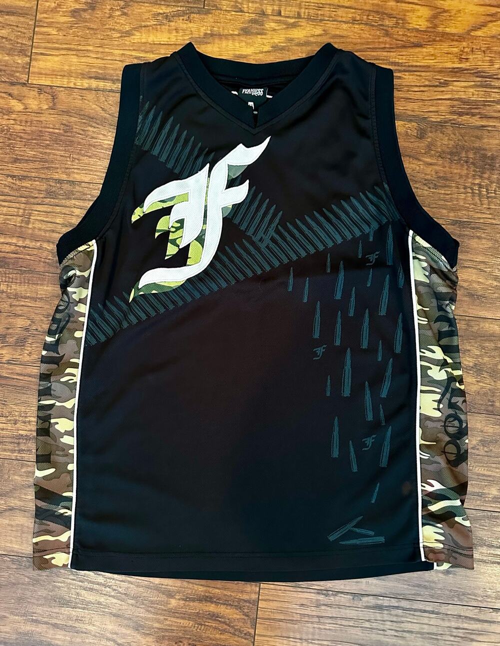 FUBU BLACK JERSEY Mens Graphic Short Sleeve Shirt Size Medium Streetwear